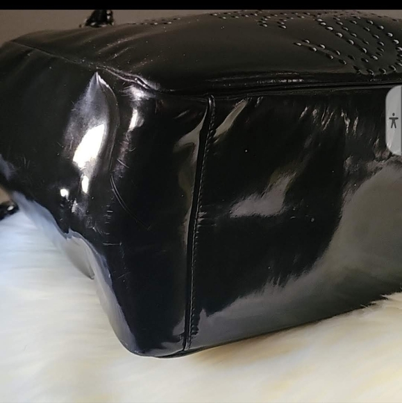 Designer CHANEL Patent Perforated Leather Triple CC Tote Bg with Pouch! - Picture 8 of 14